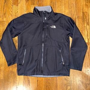EUC boys north face black jacket-10/12 medium